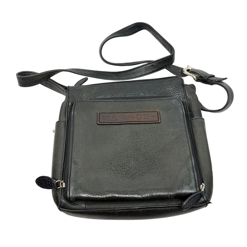 Fossil black soft leather medium crossbody handbag. purse. pocketbook. mild wear